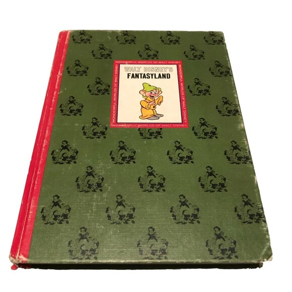 VTG WALT DISNEY'S FANTASYLAND 1963 CHILDRENS STORIES DUMBO CINDERELLA HARDBACK - Picture 1 of 9